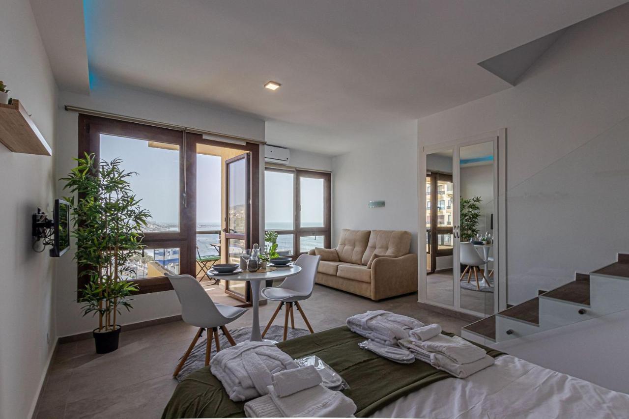 בנאלמדנה Beachfront With Spectacular Views And Swimming Pool מראה חיצוני תמונה