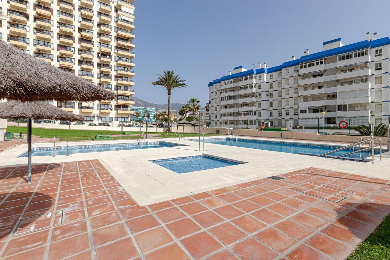 בנאלמדנה Beachfront With Spectacular Views And Swimming Pool מראה חיצוני תמונה